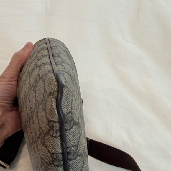 Gucci Brown Logo Messenger Crossbody Bag - Picture 10 of 13